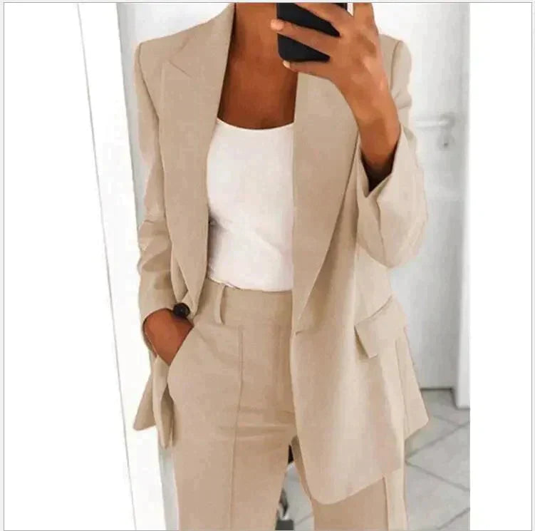 Chic Women's Two-Piece Suit Set | ventumra