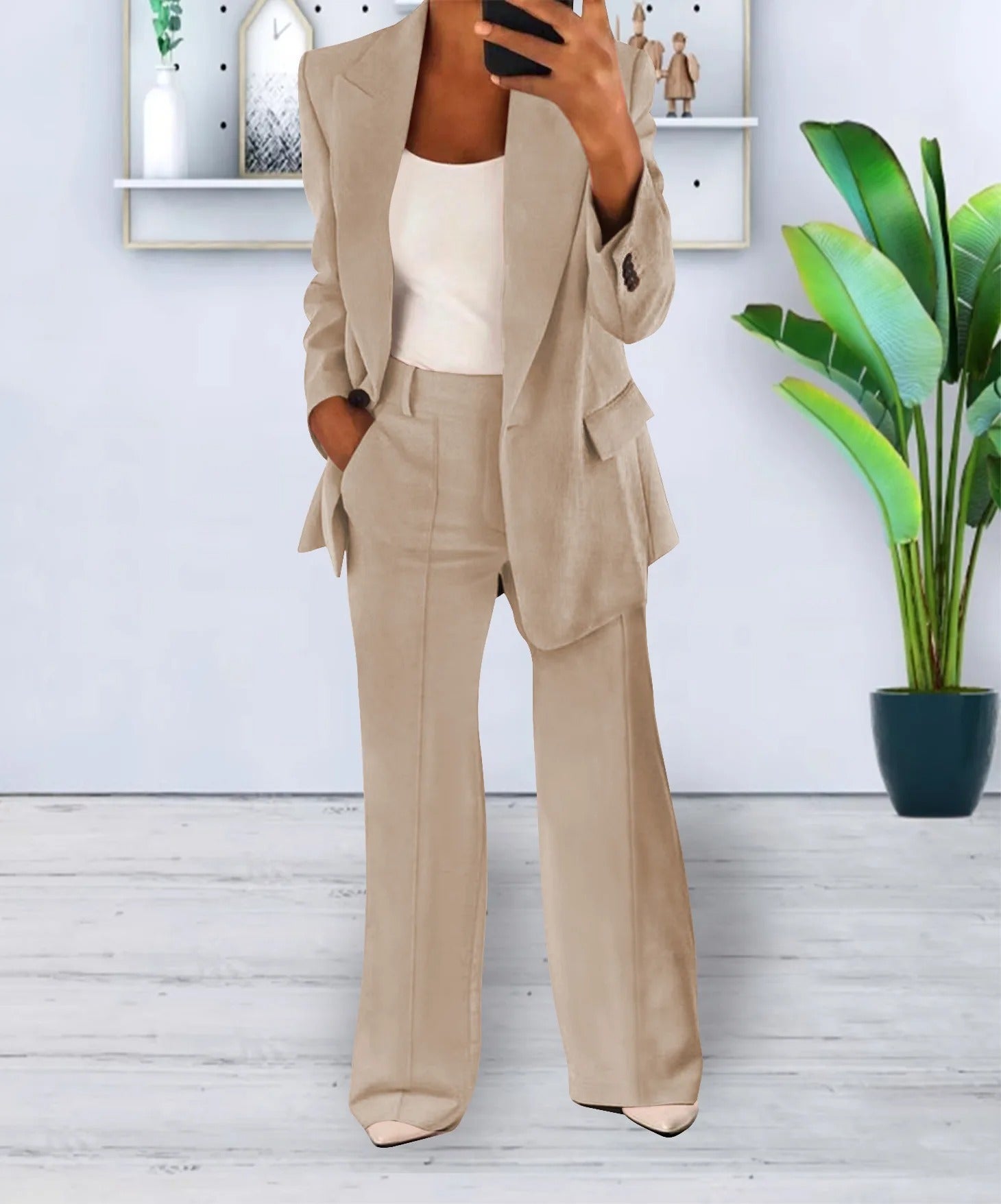 Chic Women's Two-Piece Suit Set | ventumra