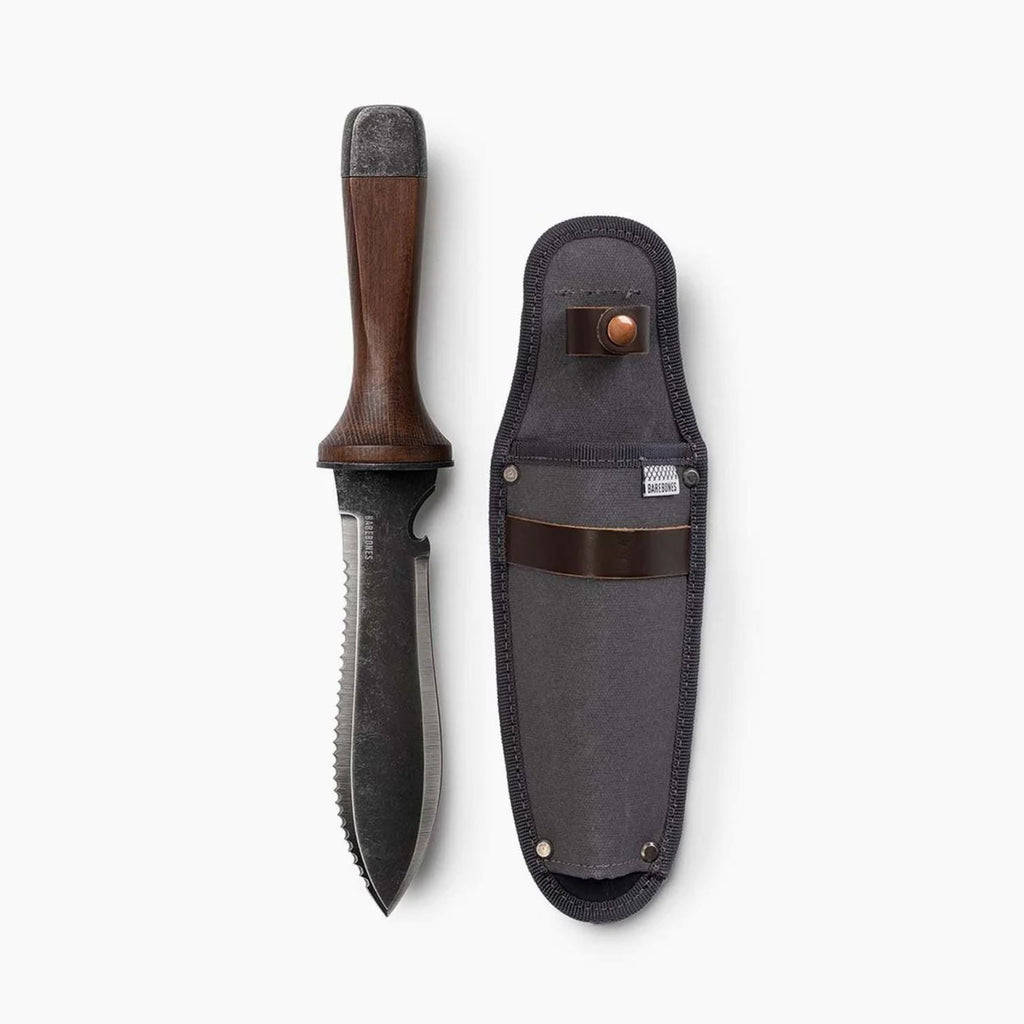 TrailForge Pro Grip Outdoor Knife - Ergonomic Handle, Durable Blade | ventumra