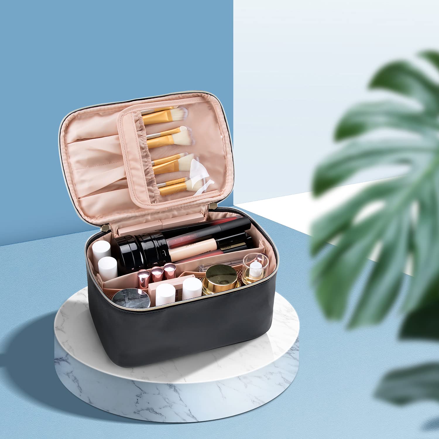 Travel-friendly Make-up Organizer with Dividers | ventumra