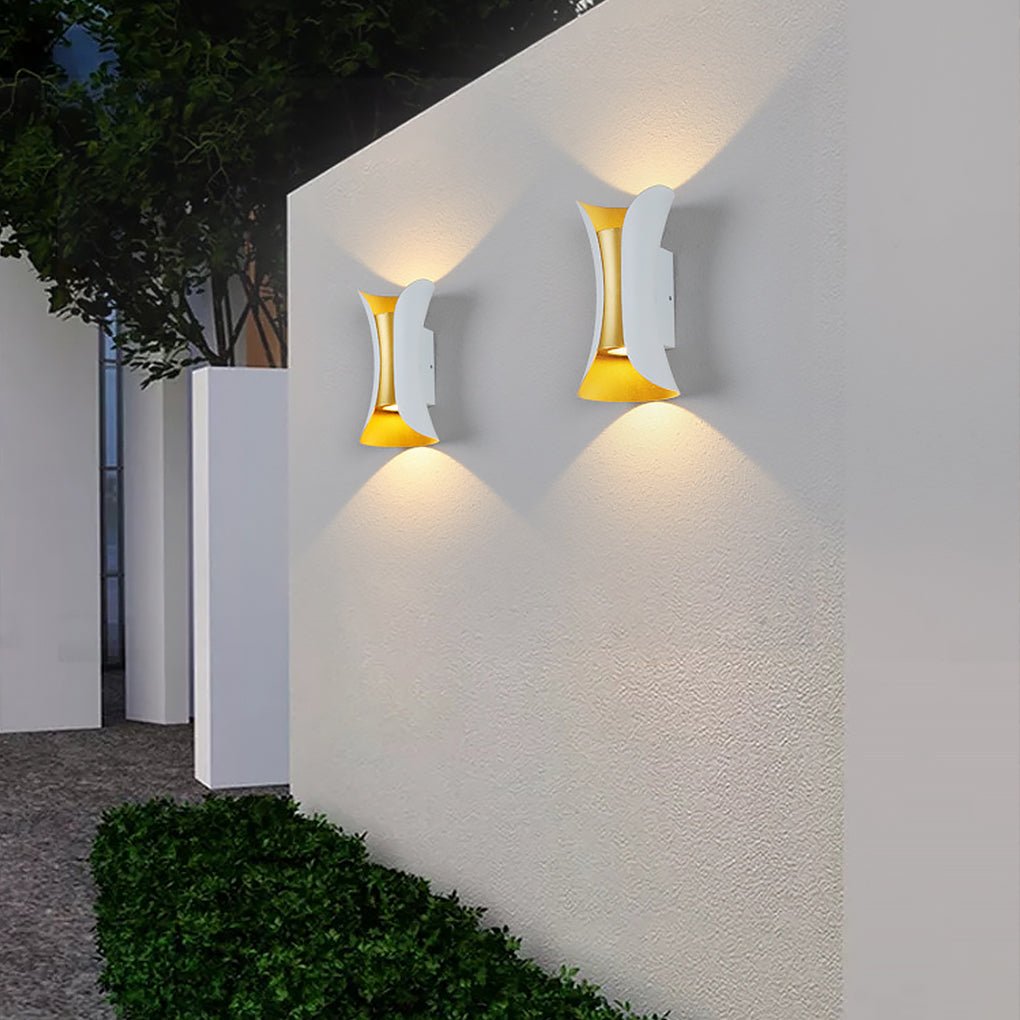 Noir Halo Up-Down Wall Light | Ventumra