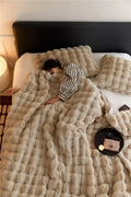 WarmWol Plaid – Ultra-Soft Fleece Blanket, Exceptional Warmth for All Seasons | ventumra