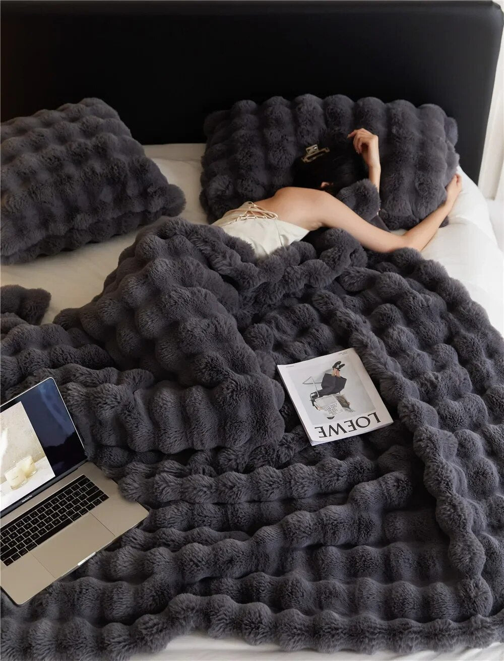 WarmWol Plaid – Ultra-Soft Fleece Blanket, Exceptional Warmth for All Seasons | ventumra