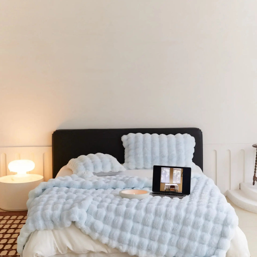 WarmWol Plaid – Ultra-Soft Fleece Blanket, Exceptional Warmth for All Seasons | ventumra