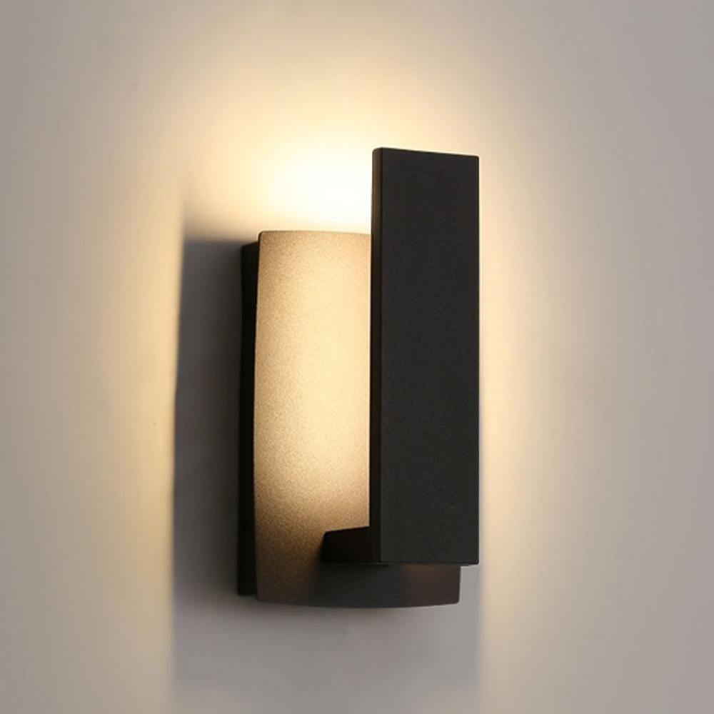 Linear Backlit Outdoor Wall Sconce | Ventumra