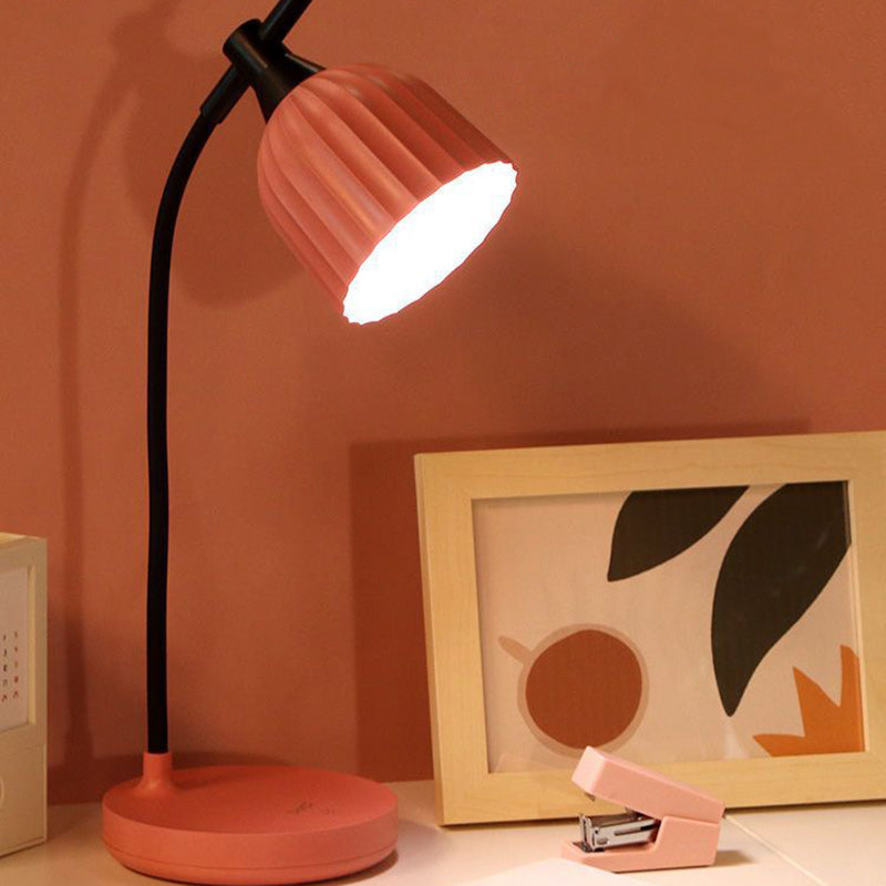 Modern Minimalist Desk Light LED, Dimmable | ventumra