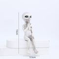 Alien Statue made of Resin for Garden & Outdoor Area | ventumra
