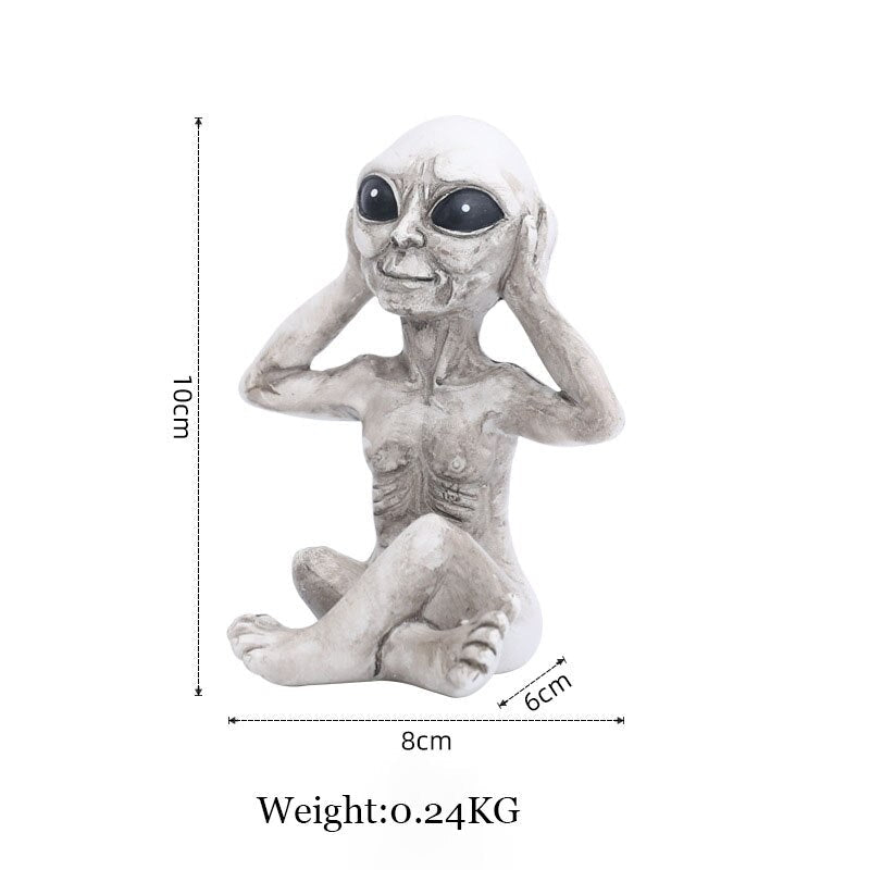 Alien Statue made of Resin for Garden & Outdoor Area | ventumra