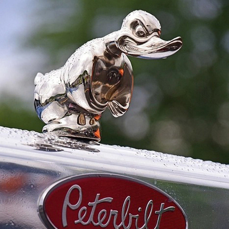 Angry Rubber Duck Hood Ornament | ventumra