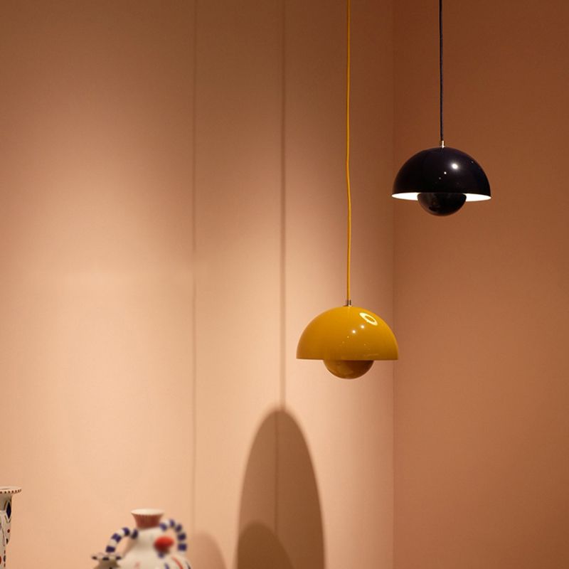 AuraLuxe Pendant Light: Modern, Dimmable, Elegant | ventumra