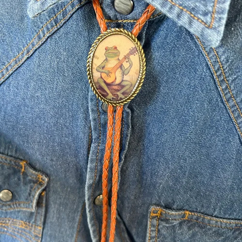 Banjo Frog Bolo Tie | ventumra