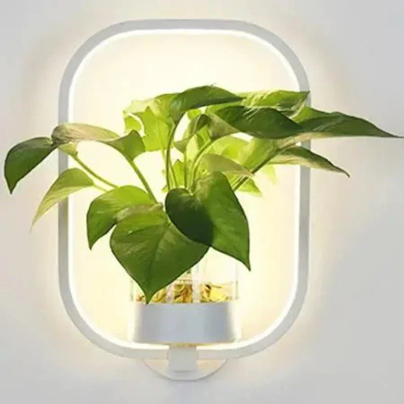 Greenery Wall Lamp with Integrated Planter | ventumra