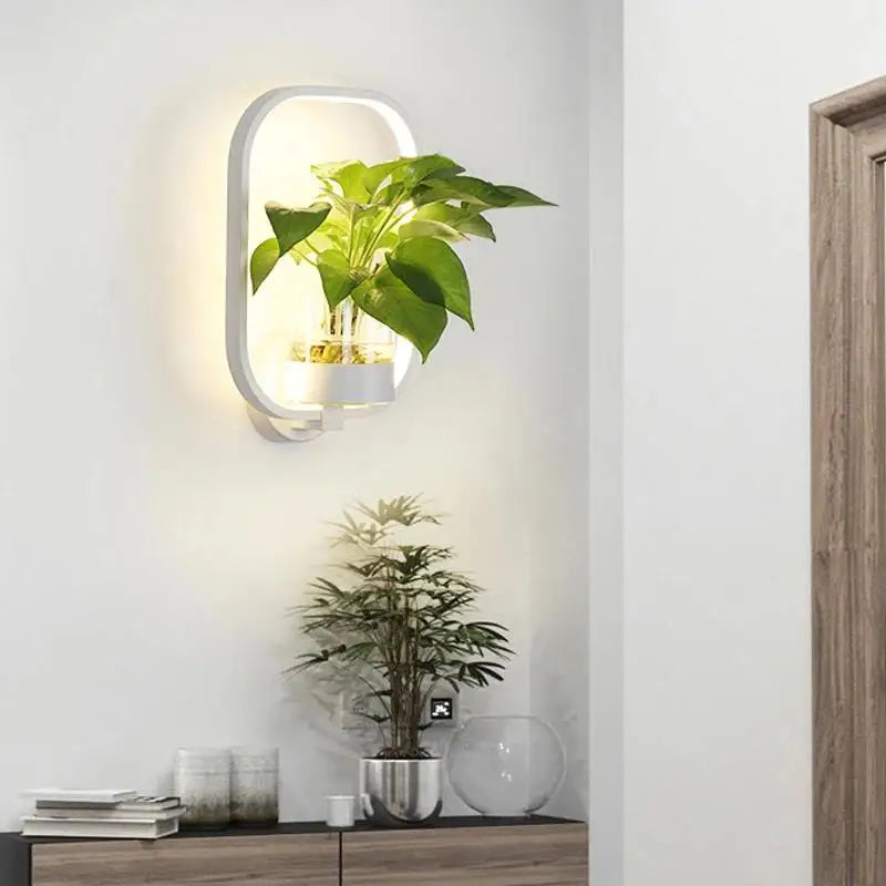 Greenery Wall Lamp with Integrated Planter | ventumra