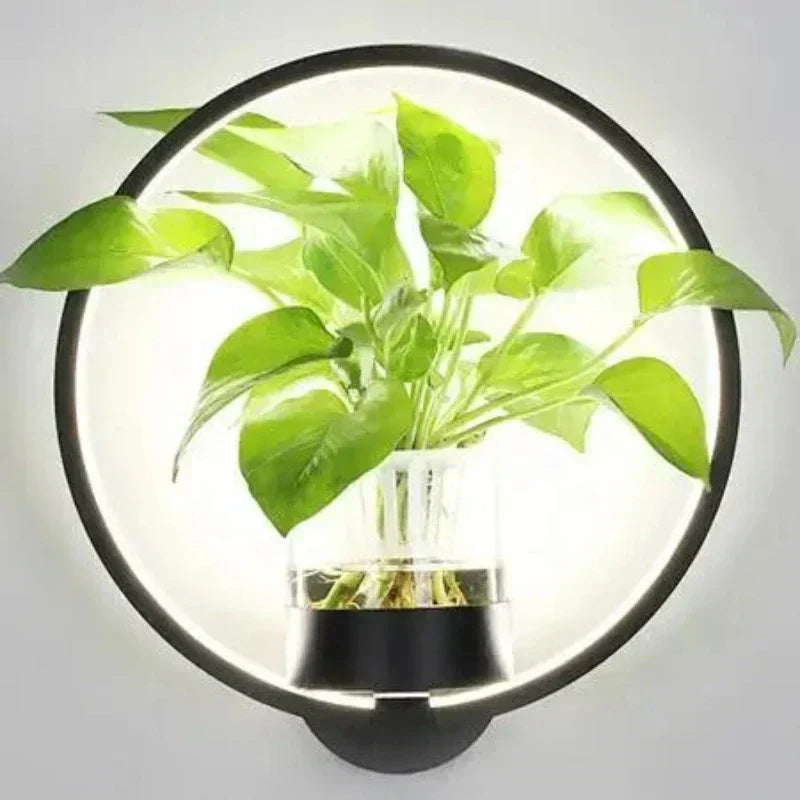 Greenery Wall Lamp with Integrated Planter | ventumra