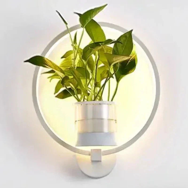 Greenery Wall Lamp with Integrated Planter | ventumra