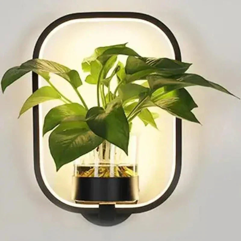 Greenery Wall Lamp with Integrated Planter | ventumra