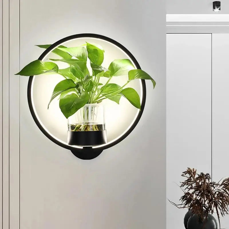 Greenery Wall Lamp with Integrated Planter | ventumra