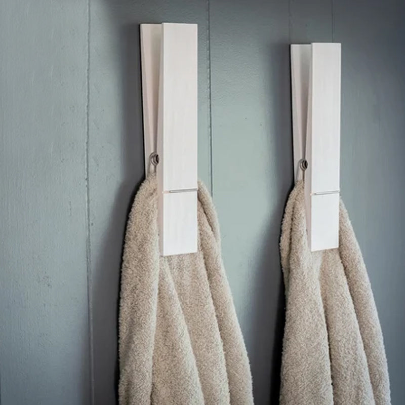 Rustic Wooden Clothespin Towel Hook | ventumra
