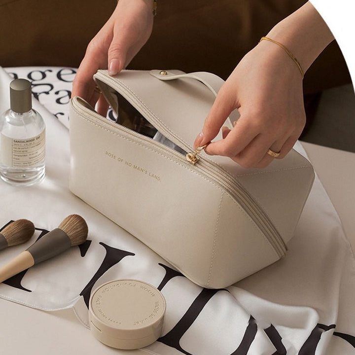 Cosmetic Bag Elegant and Spacious Practical Storage | ventumra