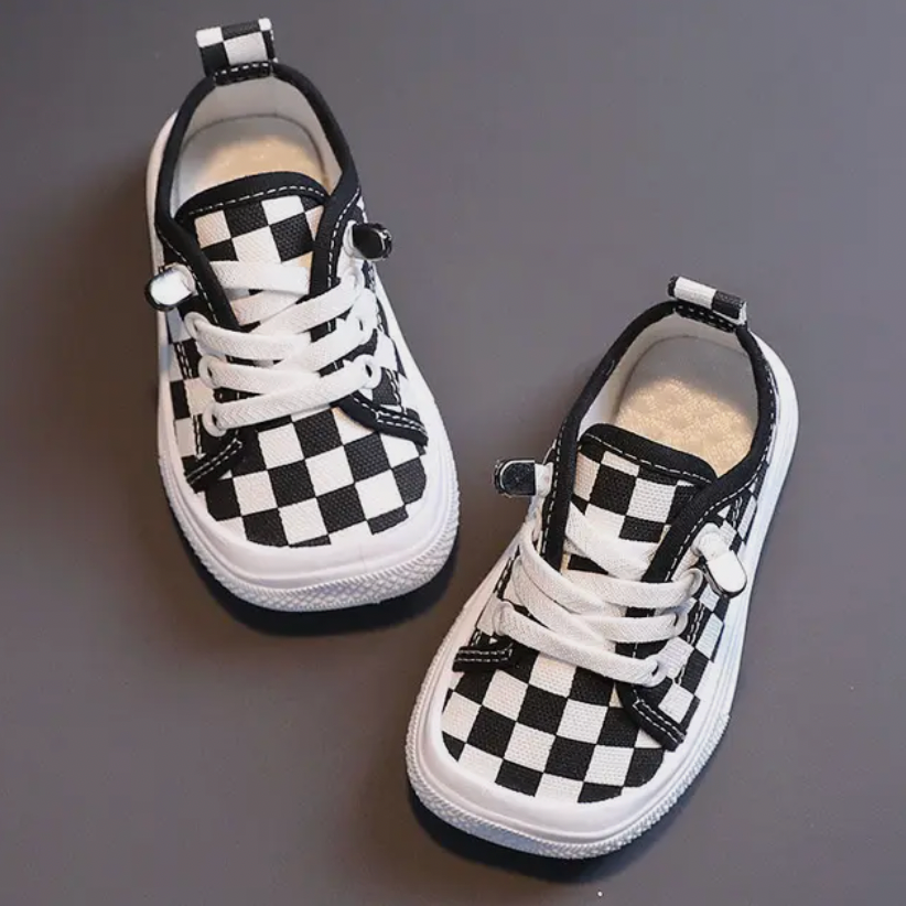 Ergonomic Barefoot Sneakers for Kids - FlexiSteps | ventumra