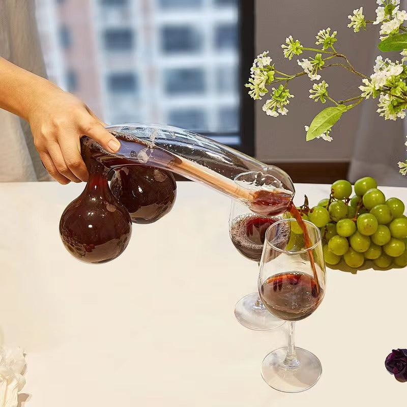 Glass Decanter Elegant Design and 650 ml Capacity Clear | ventumra