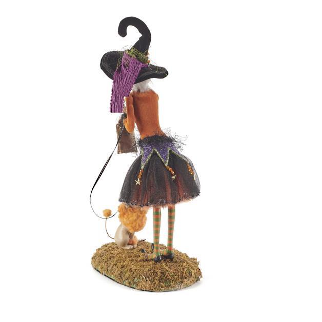Halloween Figurine Handmade Witch Decoration Resin | ventumra