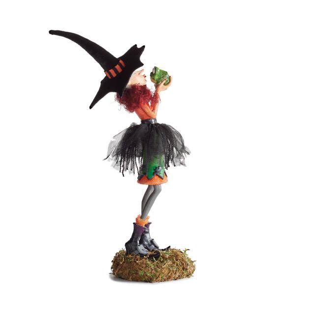 Halloween Figurine Handmade Witch Decoration Resin | ventumra