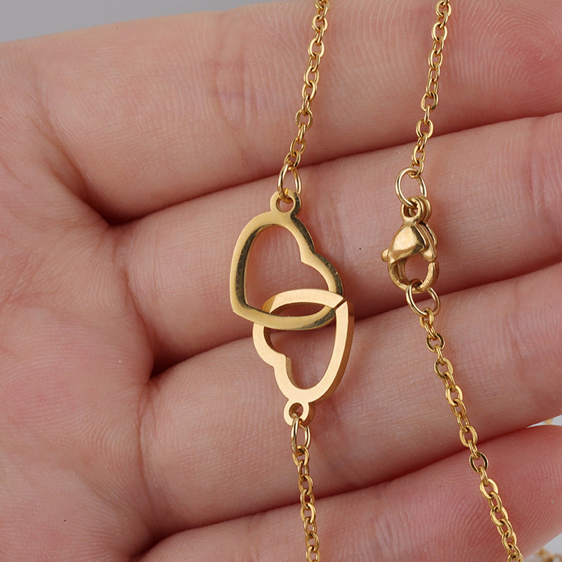 Heart Necklace with Rotating Rose Gift Box | ventumra