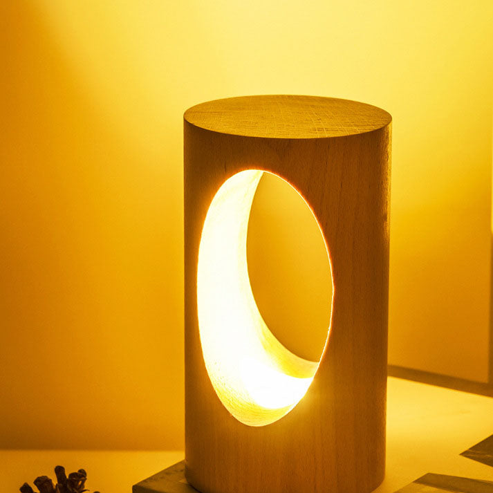 Modern Wood Column LED Table Lamp, USB Powered | ventumra