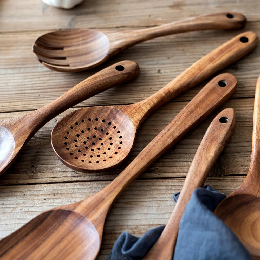 Kitchen Set Made of Natural Teak Wood | ventumra
