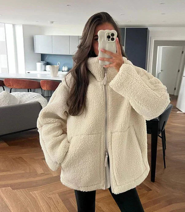 Relaxed Lambswool Winter Jacket | ventumra