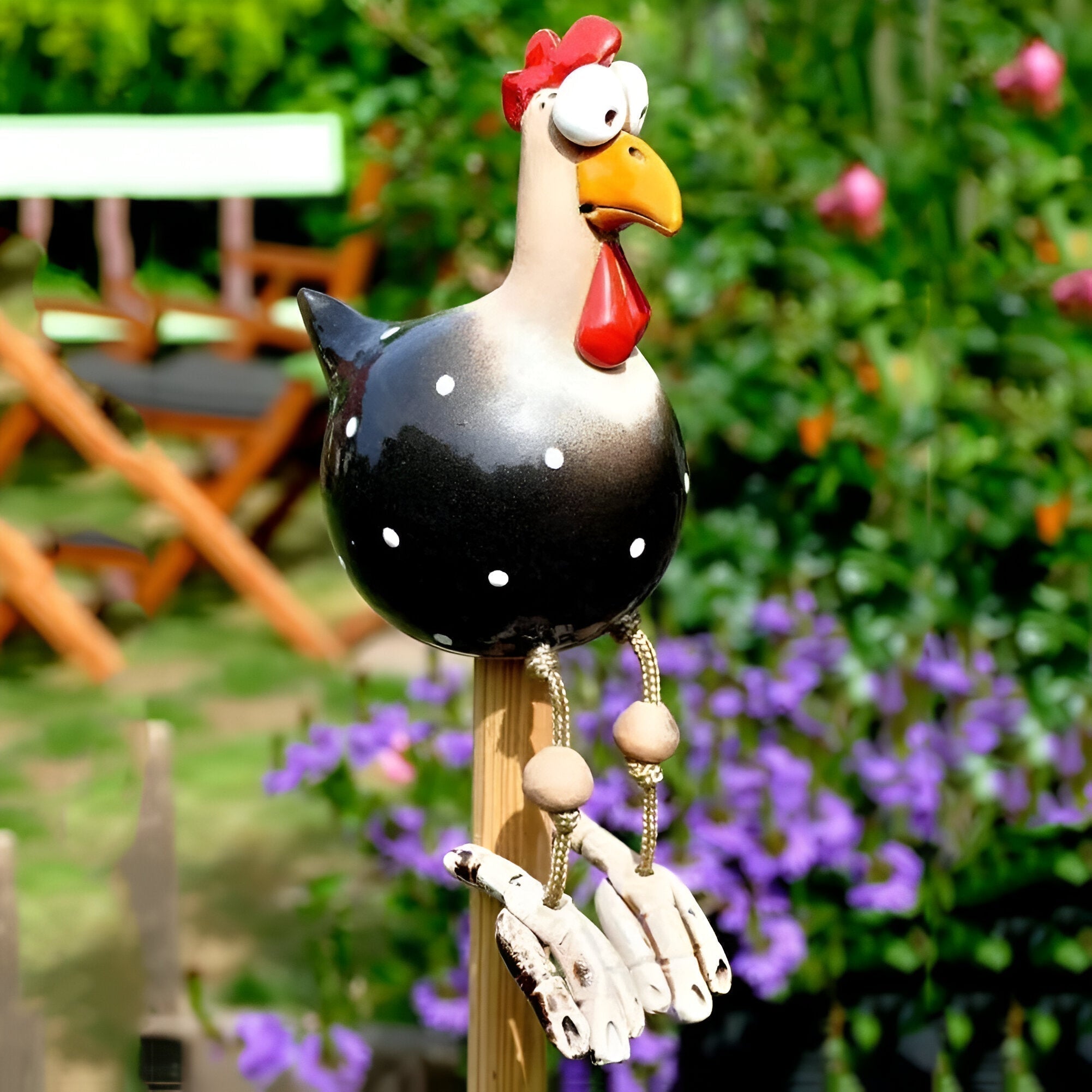 Large-Eyed Chicken Statue - Weatherproof Resin Craft - Rooster Garden Statue | ventumra