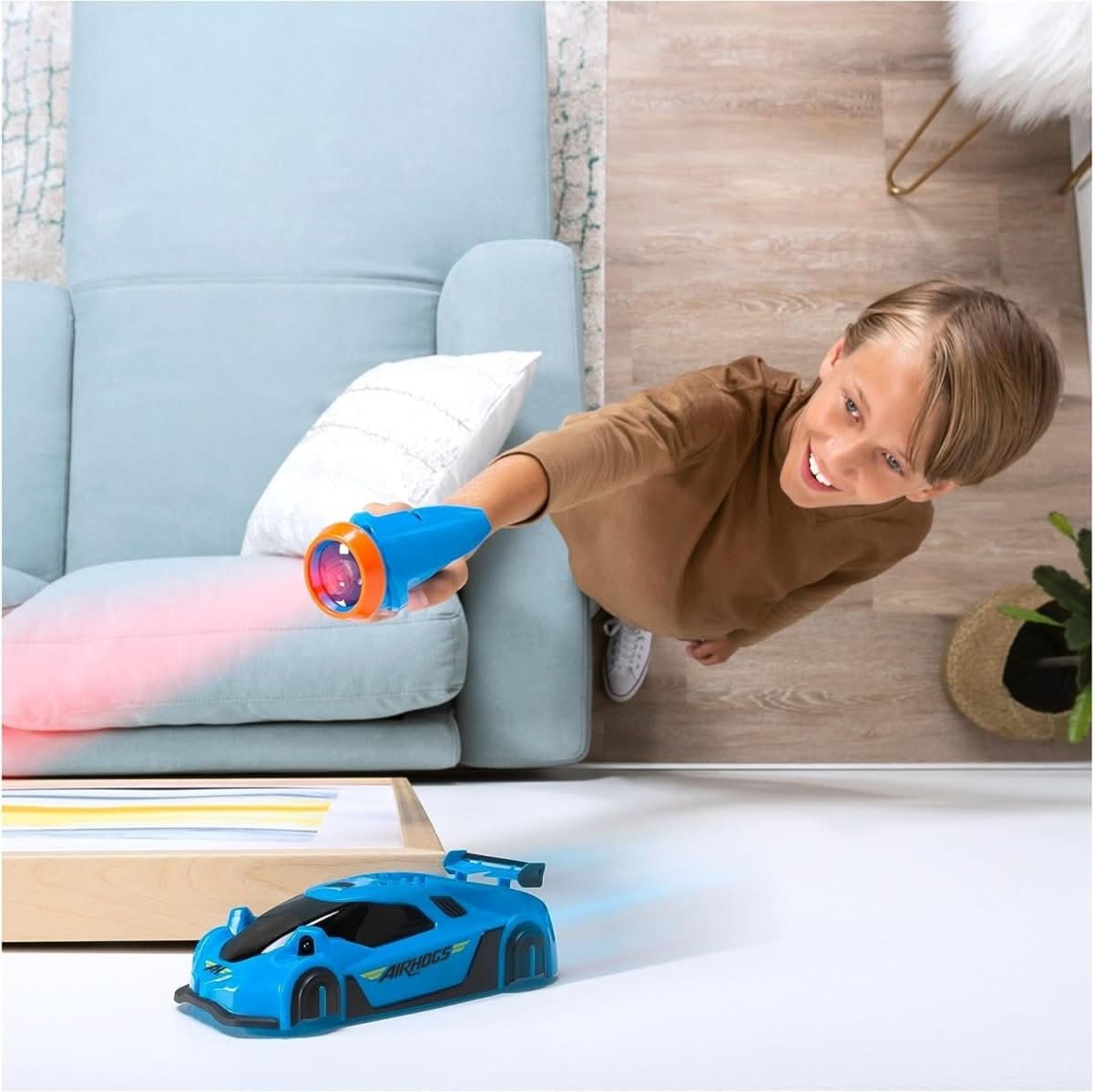 Laser-controlled Wall Climbing RC Car for Kids | ventumra