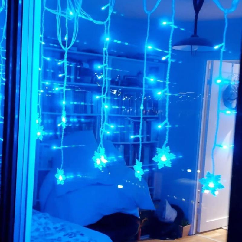 LED Curtain Light String with Snowflake Indoor & Outdoor | ventumra