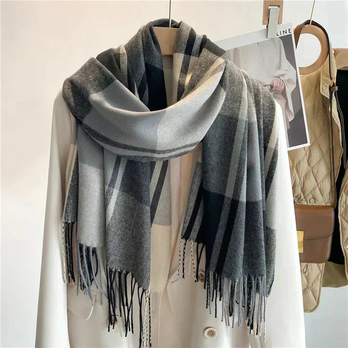 Cozy Plaid Scarf for Chic Winter Style | ventumra