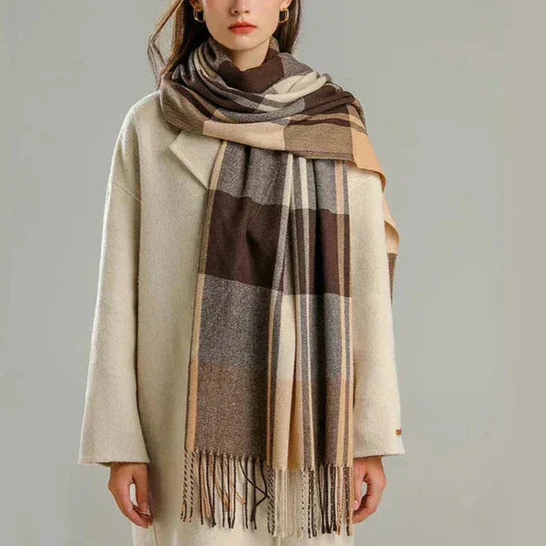 Cozy Plaid Scarf for Chic Winter Style | ventumra