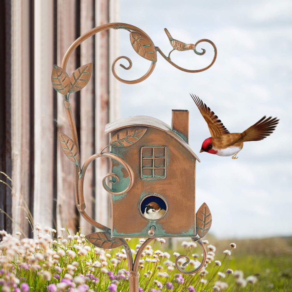 Garden Stake Birdhouse - Decorative Metal Art | ventumra