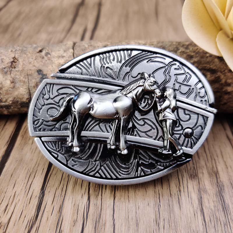 Oval Bull Skull Belt Buckle with Hidden Knife | ventumra