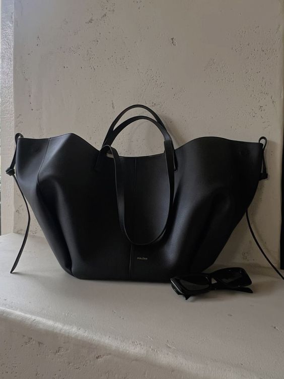 Noor Vintage Shoulder Bag for Women – Elegant & Stylish Handbag | ventumra