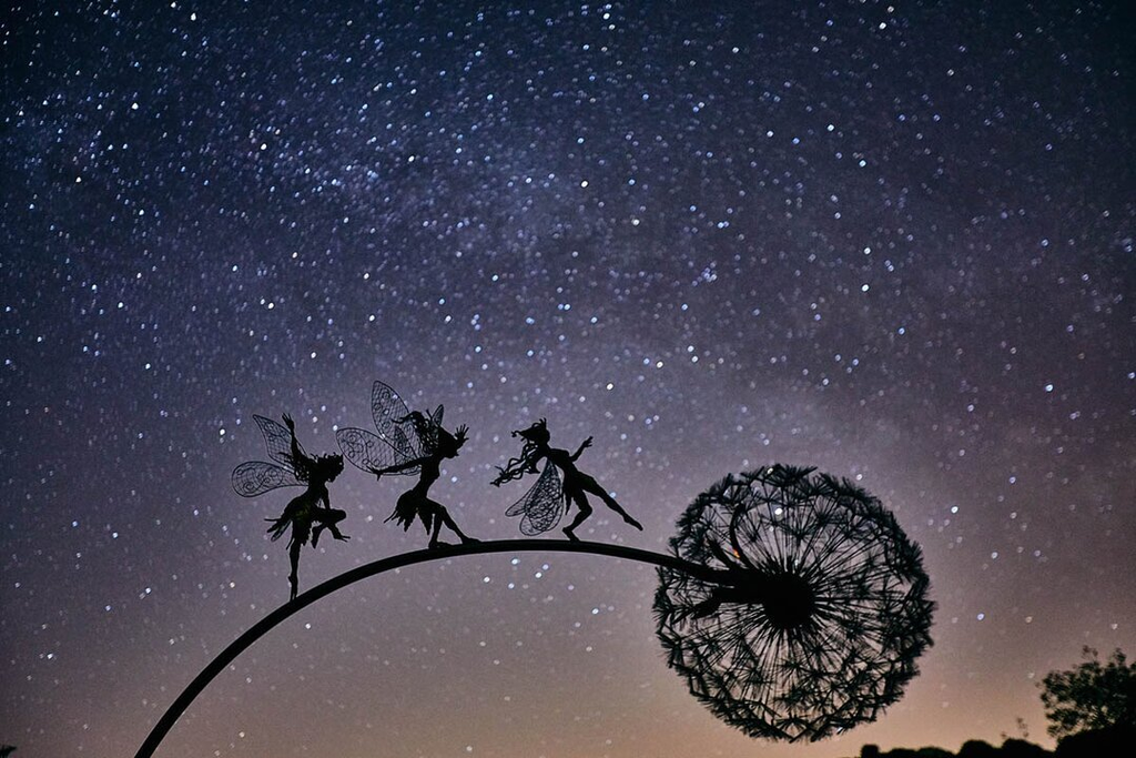 Perfect Wonderland Garden Decoration - The Naughty Spirits Are Dancing | ventumra