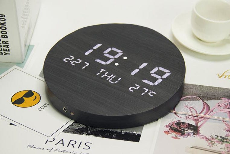 Svenna Digital Clock Minimalist Scandinavian Design | ventumra