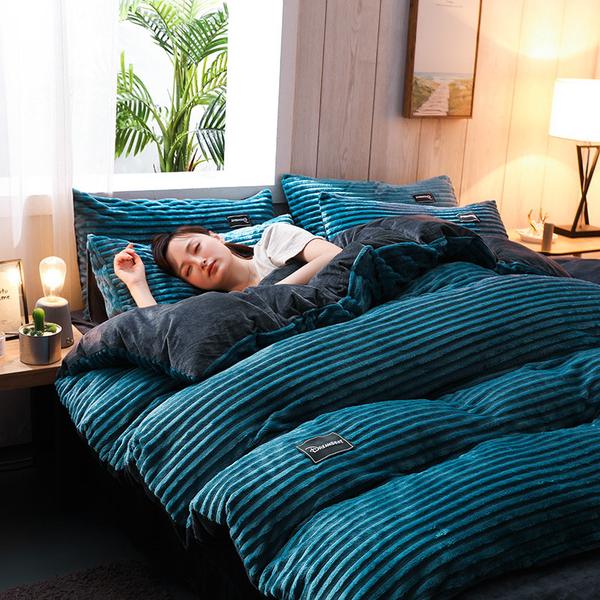 Thickened Corduroy Velvet Bedding Set | ventumra