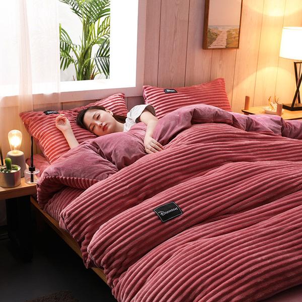 Thickened Corduroy Velvet Bedding Set | ventumra