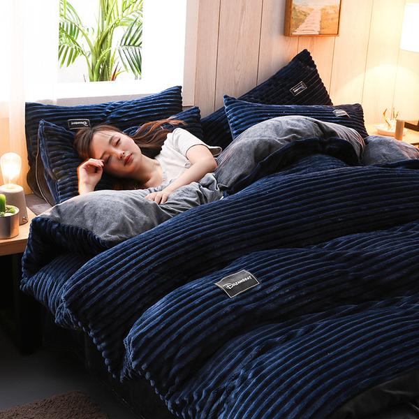 Thickened Corduroy Velvet Bedding Set | ventumra