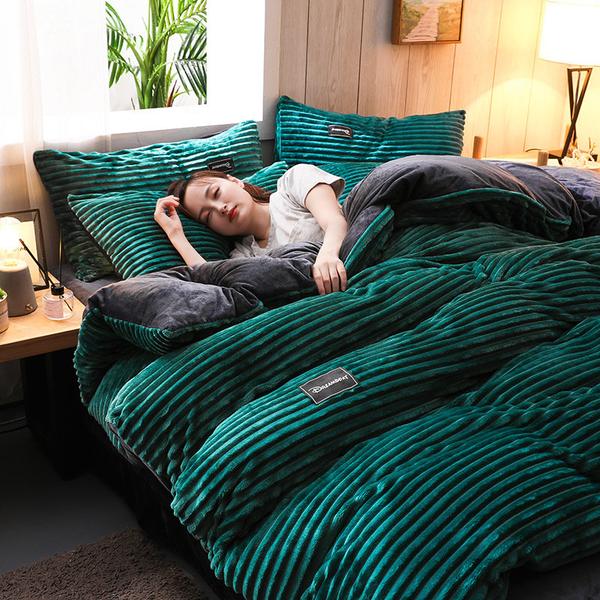 Thickened Corduroy Velvet Bedding Set | ventumra