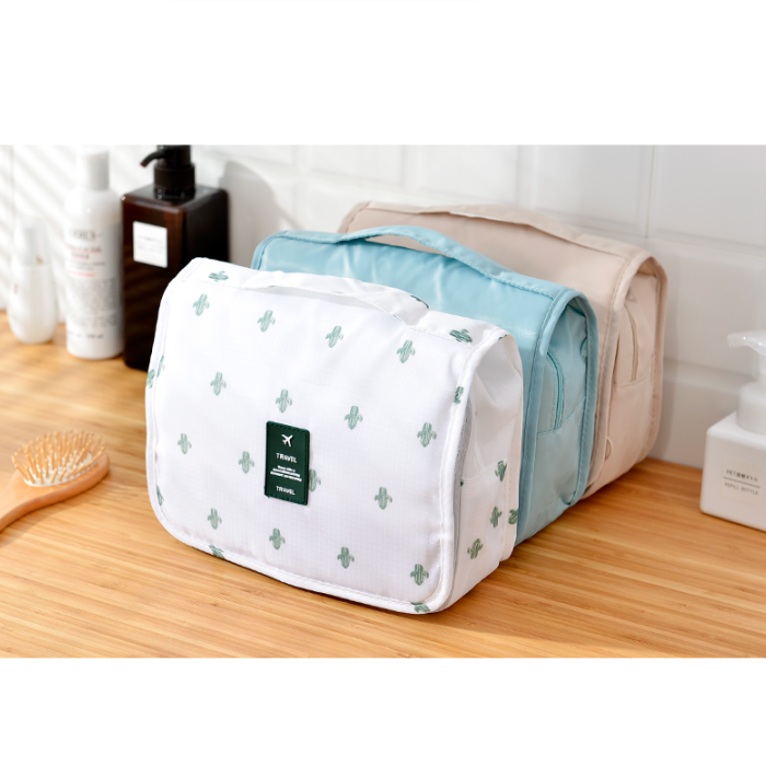 TravelEase Toiletry Bag Water-Resistant and Organized Travel | ventumra