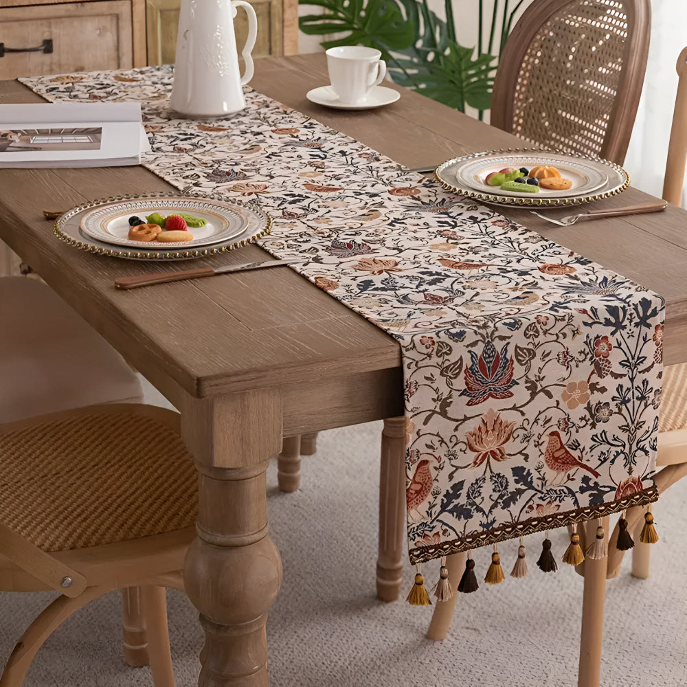 Vintage Floral & Bird Jacquard Table Runner | ventumra