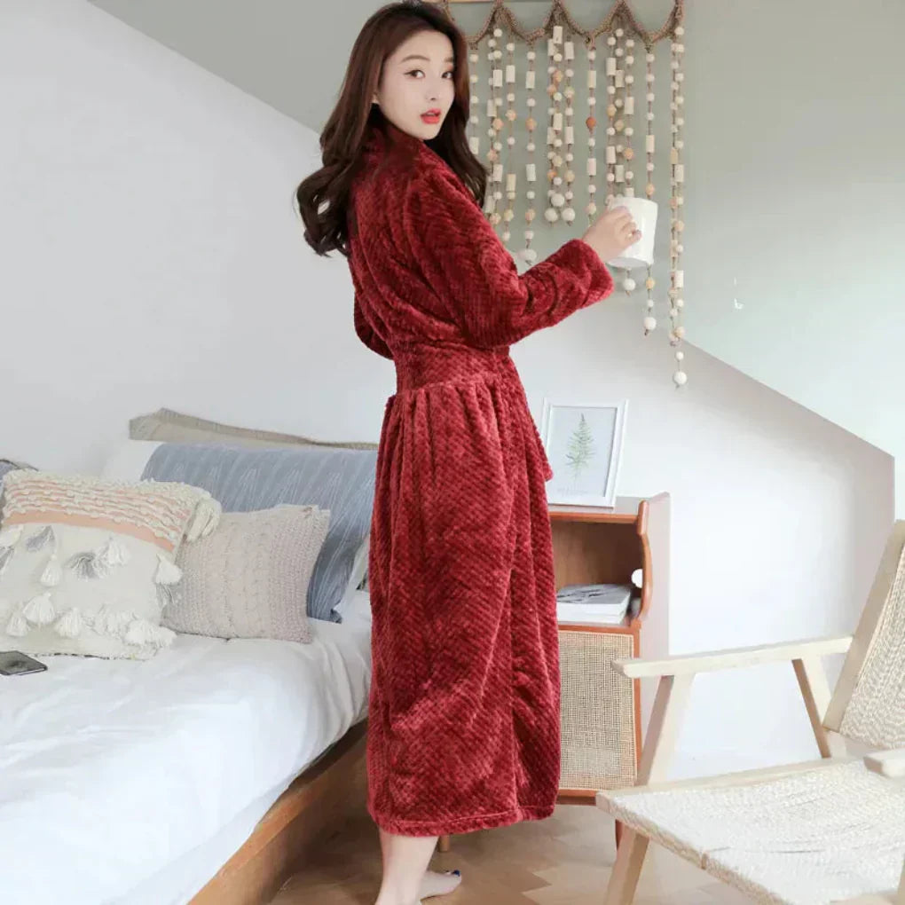 Cozy Plush Hooded Robe | ventumra