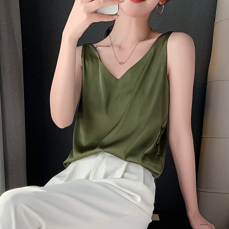 Luxurious V-Neck Silk Tank Top | ventumra