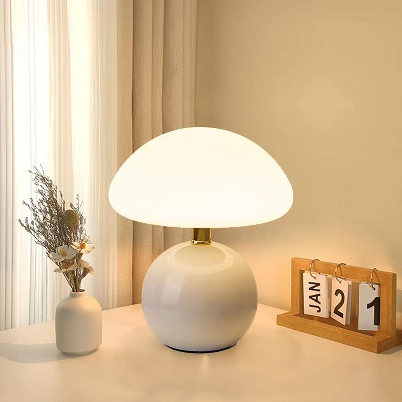 Mushio | Cream Bauhaus Mushroom Accent Lamp For Home Decor